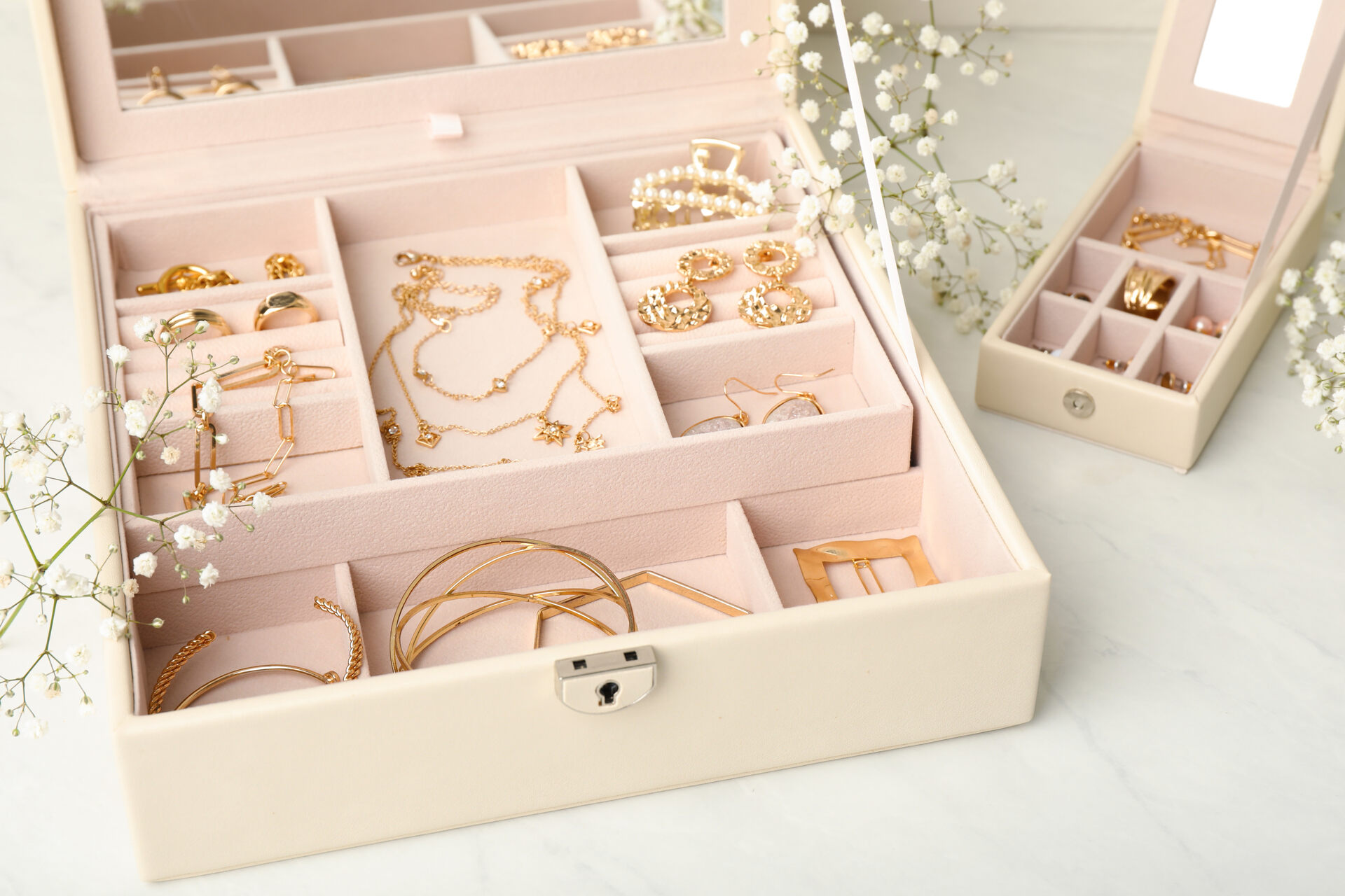 A light pink jewelry box